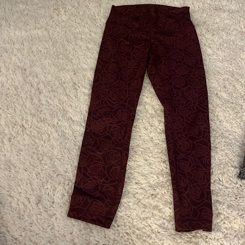Maroon lululemon leggings size 6